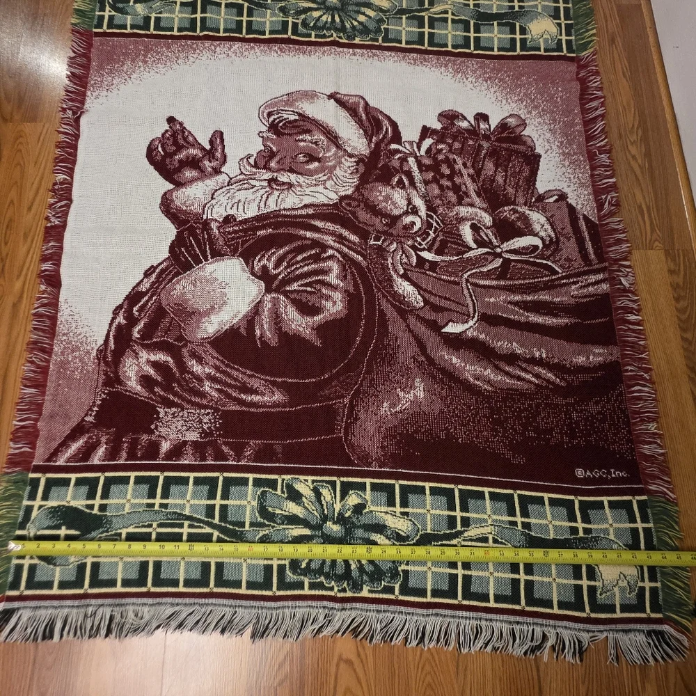 Vintage Christmas Throw Blanket Santa Claus Holiday Tapestry Toys Gifts